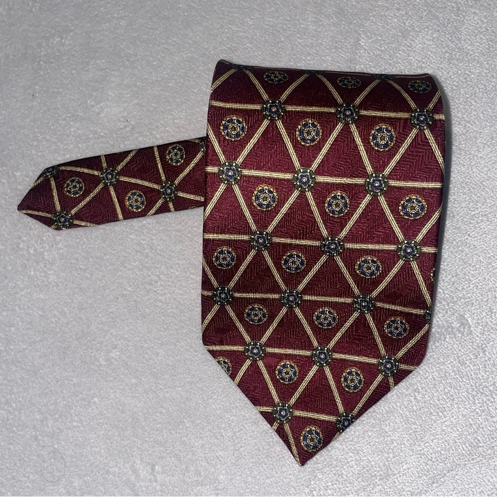 VINTAGE Oscar dela Renta geometric Tie